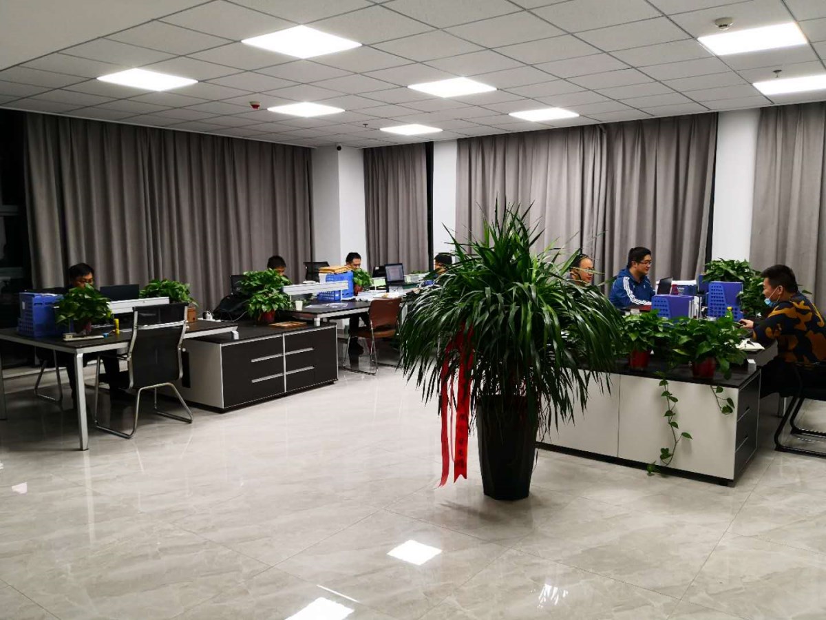 2-201120110345153.jpg