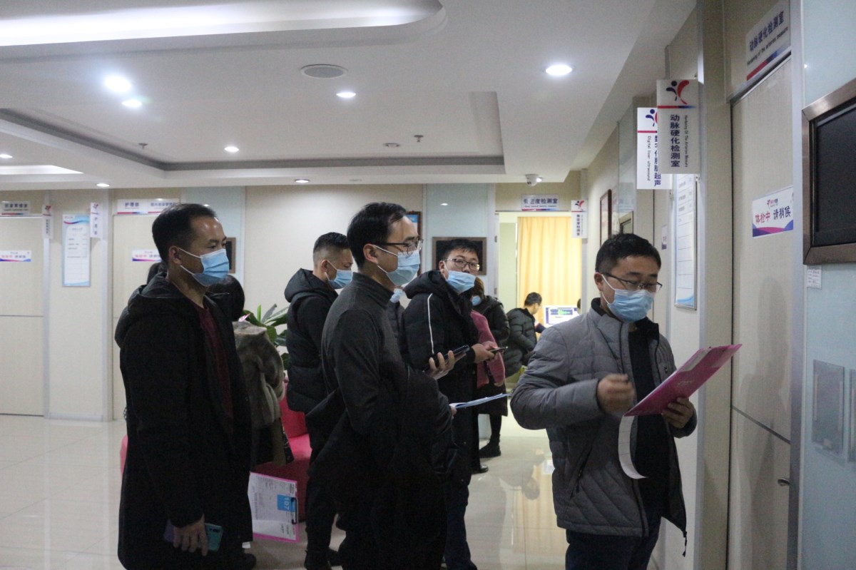 2-2012041A20Q41.jpg